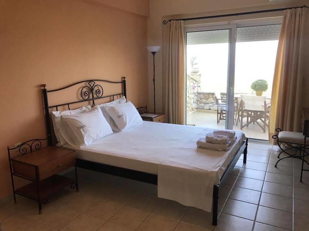 Hotel Lithies & Koríthion