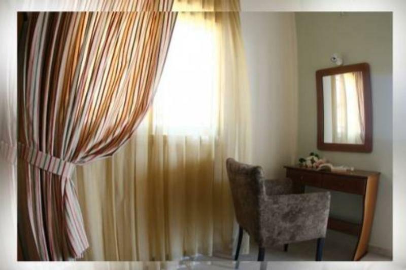 Lithies & Hotel Korithion
